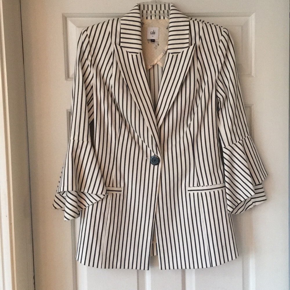 Cabi bell sleeved jacket